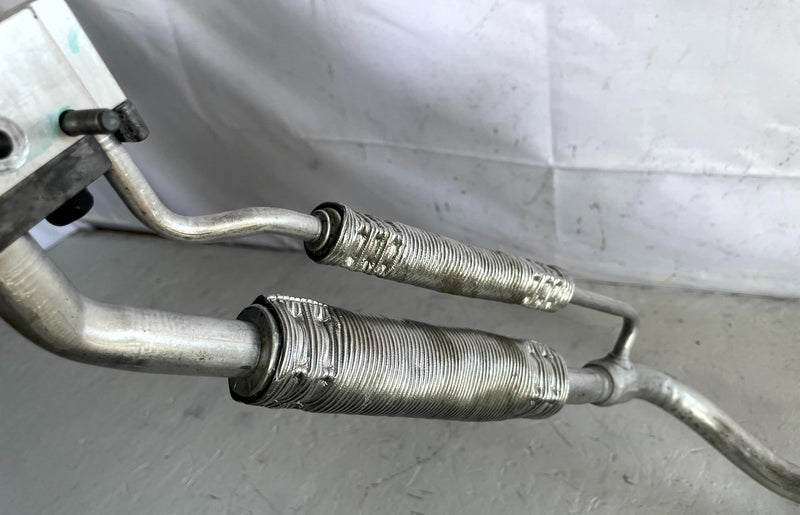 Load image into Gallery viewer, 22-25 HYUNDAI TUCSON AC AIR CONDITIONING SUCTION &amp; LIQUID LINE HOSE TUBE #107385
