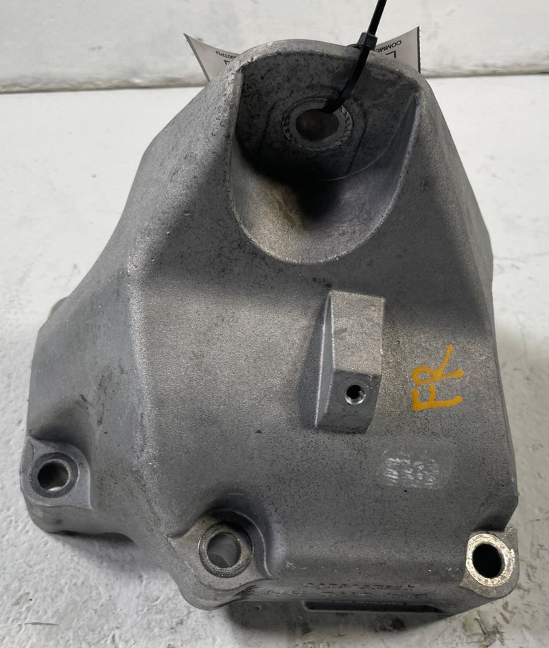 Load image into Gallery viewer, 2019-2026 GENESIS G70 FRONT RIGHT SIDE ENGINE MOUNT SUPPORT BRACKET 3.3L #110036
