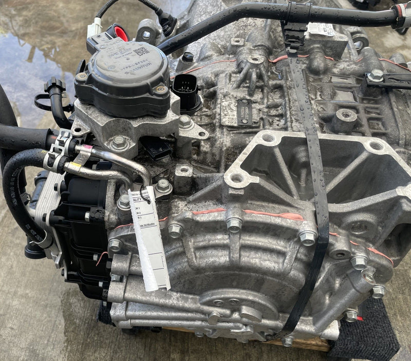 Load image into Gallery viewer, HYUNDAI PALISADE FWD 3.8L AUTO TRANSMISSION ASSEMBLY 45K MILES 2023-2025 #111876
