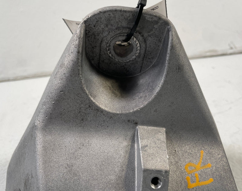 Load image into Gallery viewer, 2019-2026 GENESIS G70 FRONT RIGHT SIDE ENGINE MOUNT SUPPORT BRACKET 3.3L #110036
