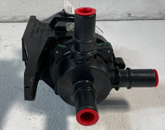 2022-2024 HYUNDAI IONIQ 5 ENGINE AUXILIARY COOLANT WATER PUMP VALVE