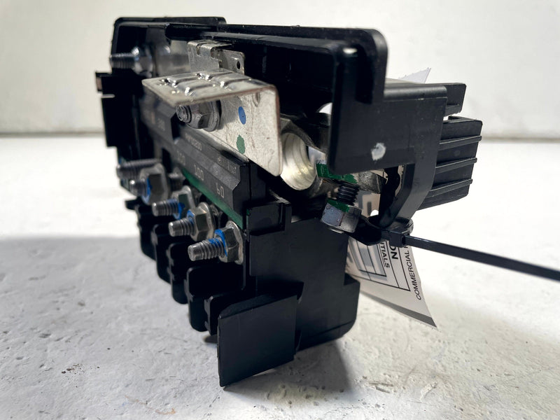 Load image into Gallery viewer, 2024-2026 HONDA PROLOGUE ENGINE BATTERY DISTRIBUTION FUSE RELAY BLOCK # 114252
