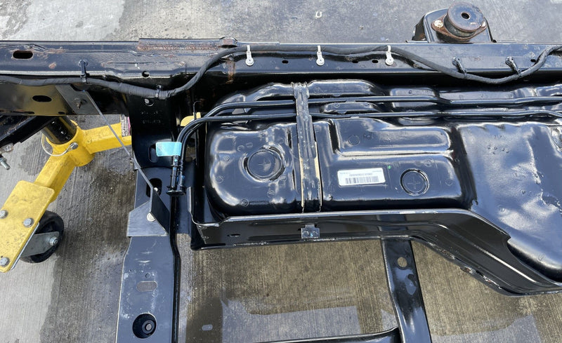 Load image into Gallery viewer, JEEP GLADIATOR STANDARD/PERFORMANCE SUSPENSION FRAME ASSEMBLY 3.6L 20-23 #114206
