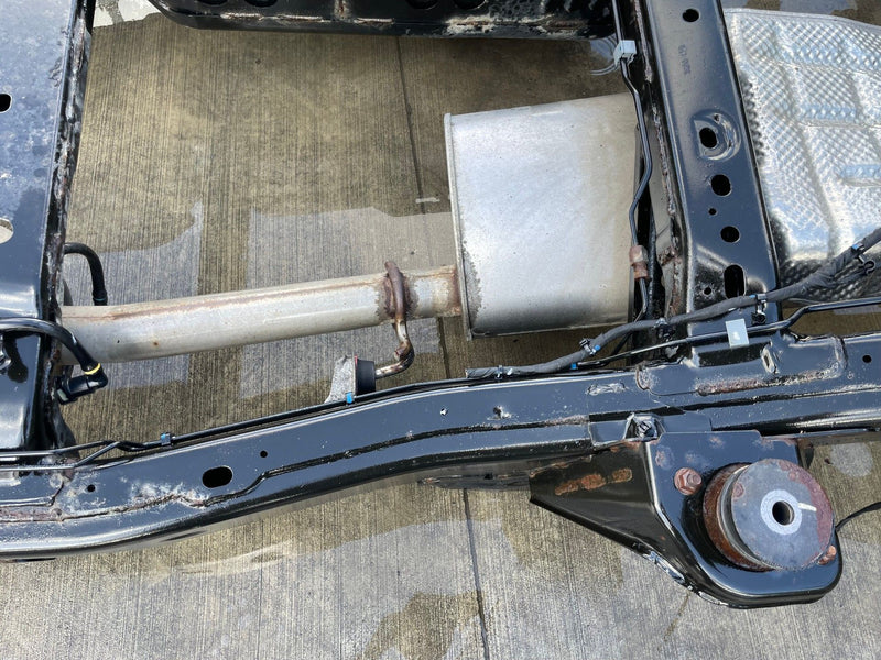 Load image into Gallery viewer, JEEP GLADIATOR STANDARD/PERFORMANCE SUSPENSION FRAME ASSEMBLY 3.6L 20-23 #114206
