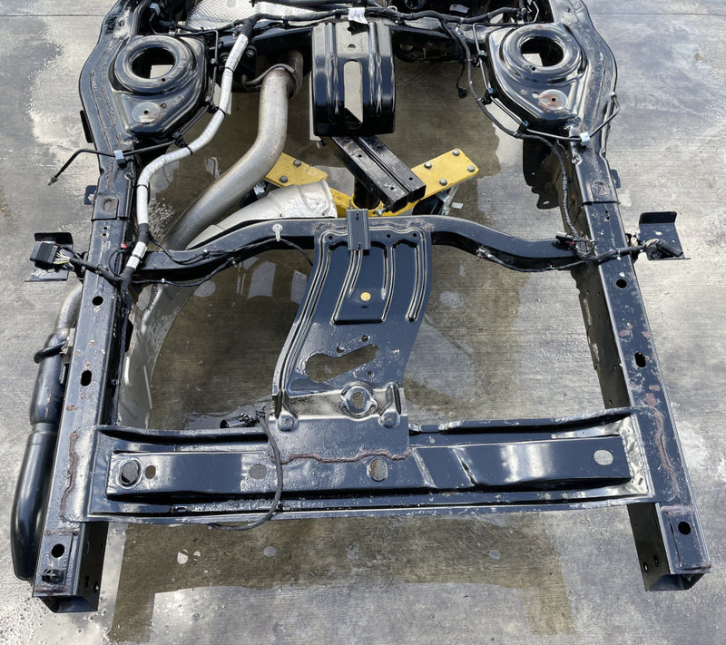 Load image into Gallery viewer, JEEP GLADIATOR STANDARD/PERFORMANCE SUSPENSION FRAME ASSEMBLY 3.6L 20-23 #114206
