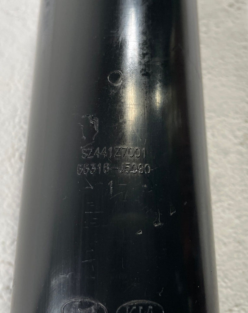 Load image into Gallery viewer, 2019-2023 GENESIS G70 RWD REAR LEFT OR RIGHT SIDE SHOCK STRUT ABSORBER # 110040
