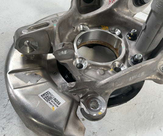 2019 - 2026 GENESIS G70 REAR RIGHT PASSENGER SIDE SPINDLE KNUCKLE & HUB