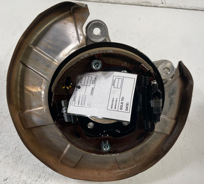 Load image into Gallery viewer, 2019 - 2026 GENESIS G70 REAR RIGHT PASSENGER SIDE SPINDLE KNUCKLE &amp; HUB # 110027
