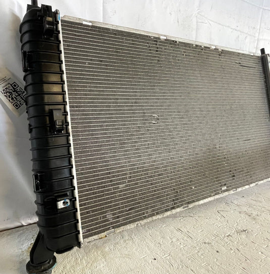 2019 - 2026 CHEVROLET SILVERADO 1500 ENGINE COOLING RADIATOR 5.3L 6.2L