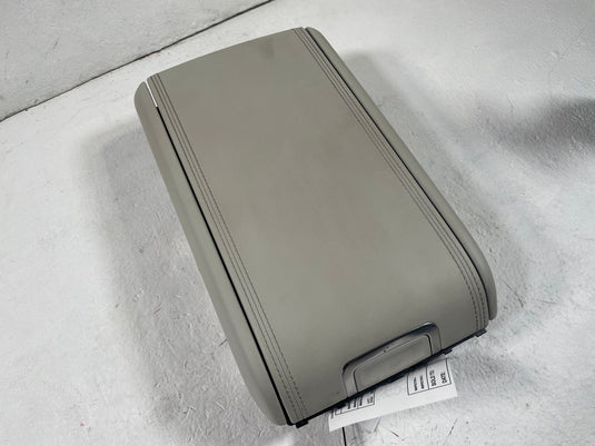 2024-2026 HYUNDAI SANTA FE FRONT CENTER CONSOLE ARM REST LID COVER GRAY