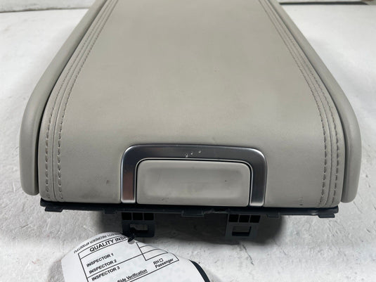 2024-2026 HYUNDAI SANTA FE FRONT CENTER CONSOLE ARM REST LID COVER GRAY