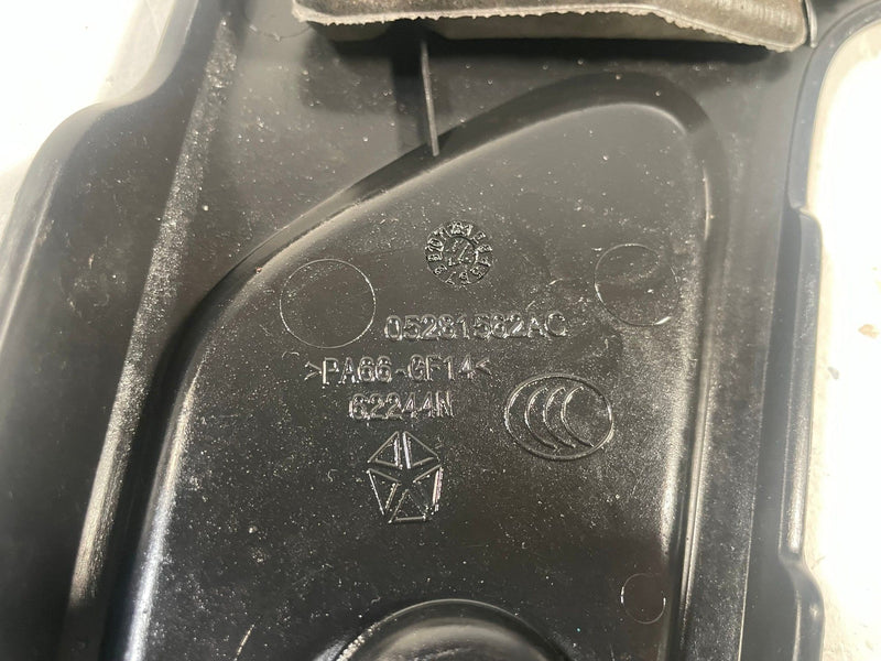 Load image into Gallery viewer, 2020 - 2023 JEEP GLADIATOR ENGINE APPEARANCE TOP COVER PANEL 3.6L # 114150
