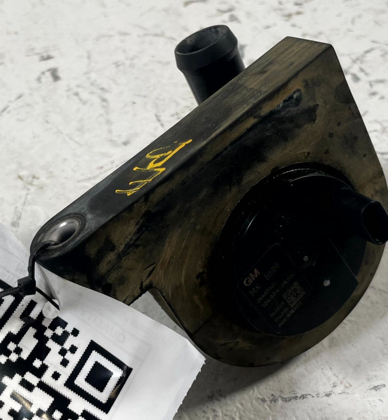 Load image into Gallery viewer, 2025-2026 CHEVROLET EQUINOX ENGINE COOLANT COOLING AUXILIARY WATER PUMP # 111327

