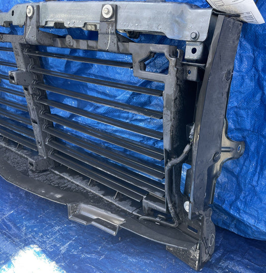 CHEVROLET SILVERADO 1500 FRONT RADIATOR ACTIVE SHUTTER ASSEMBLY 19-22