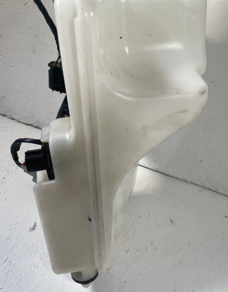 Load image into Gallery viewer, 2020 - 2026 JEEP GLADIATOR FRONT WINDSHIELD WASHER RESERVOIR TANK 3.6L # 114155
