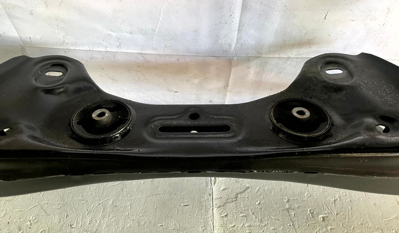 Load image into Gallery viewer, 2022-2025 HYUNDAI TUCSON REAR SUSPENSION SUBFRAME CROSSMEMBER CRADLE 2.5L 107409
