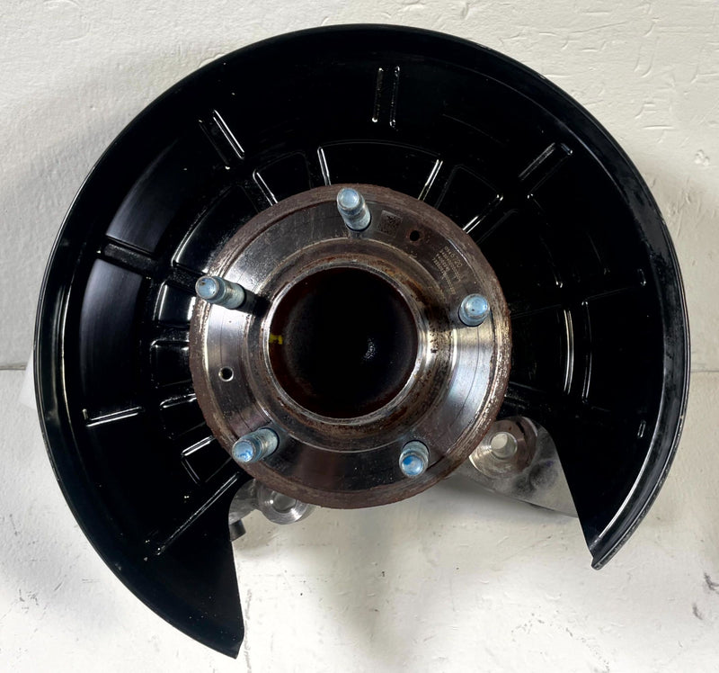 Load image into Gallery viewer, 2025 CHEVROLET EQUINOX REAR LEFT DRIVER SPINDLE KNUCKLE W/ BEARING HUB # 111354
