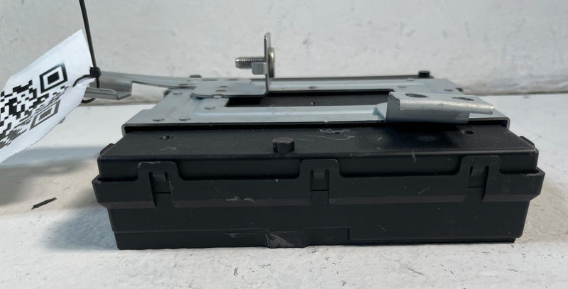Load image into Gallery viewer, 2022 - 2023 HYUNDAI IONIQ 5 BODY COMPUTER CONTROL MODULE BCM UNIT # 107208
