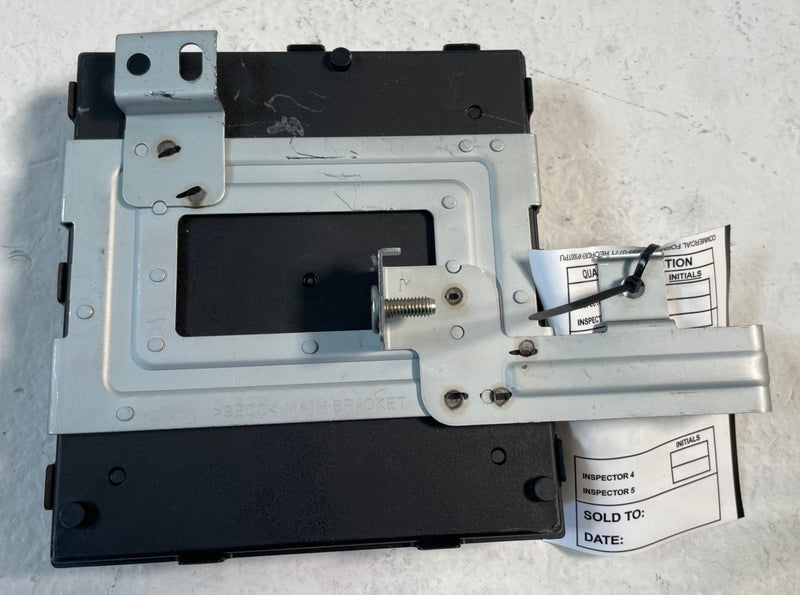 Load image into Gallery viewer, 2022 - 2023 HYUNDAI IONIQ 5 BODY COMPUTER CONTROL MODULE BCM UNIT # 107208
