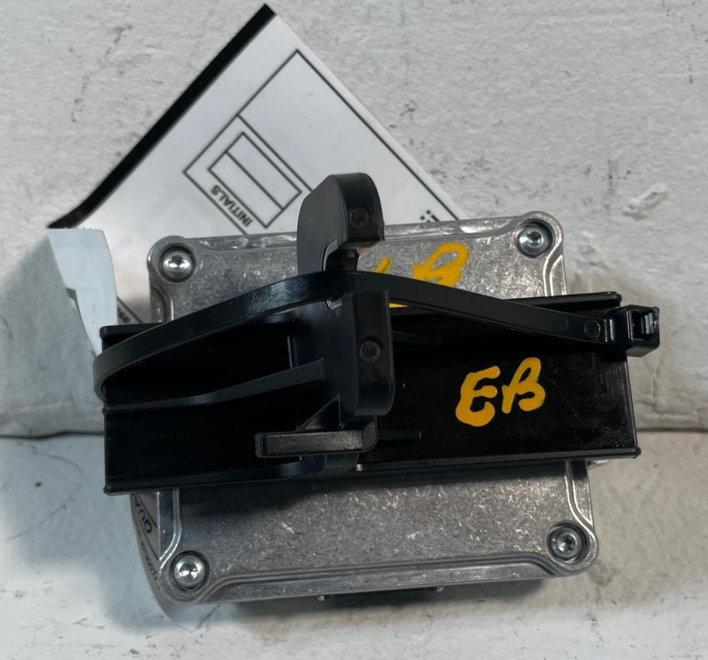 Load image into Gallery viewer, 2022-2024 HYUNDAI IONIQ 5 DRIVER ASSIST CONTROL MODULE UNIT W/ BRACKET # 107250
