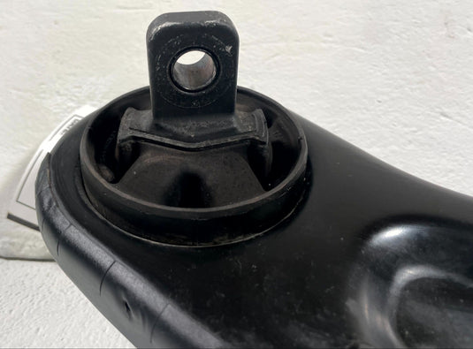 2020-2025 KIA TELLURIDE AWD FRONT RIGHT STEERING SPINDLE KNUCKLE W/ HUB