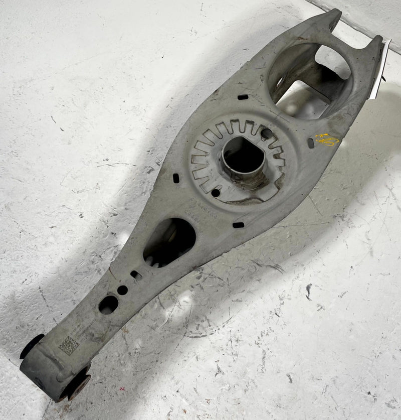 Load image into Gallery viewer, 21-26 CHEVROLET EQUINOX REAR LEFT SIDE LOWER CONTROL ARM SPRING PERCH # 111352
