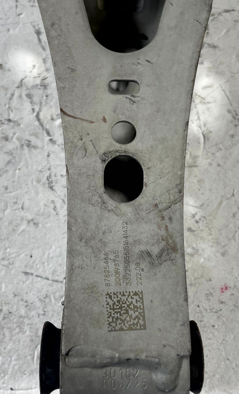Load image into Gallery viewer, 21-26 CHEVROLET EQUINOX REAR LEFT SIDE LOWER CONTROL ARM SPRING PERCH # 111352
