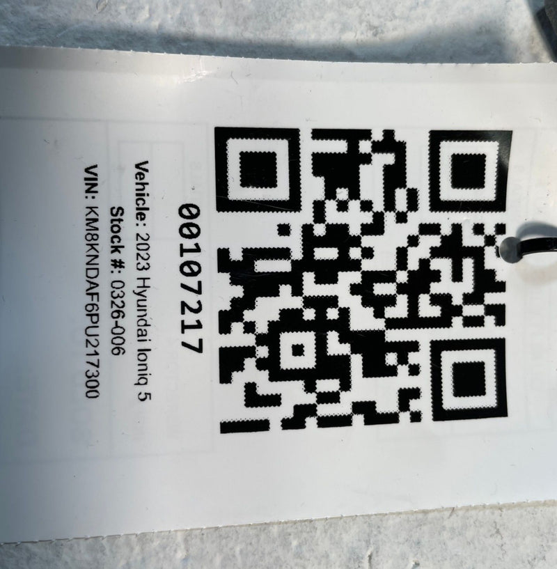 Load image into Gallery viewer, 2022-2024 HYUNDAI IONIQ 5 SHIFT BY WIRE SBW CONTROL MODULE UNIT # 107217
