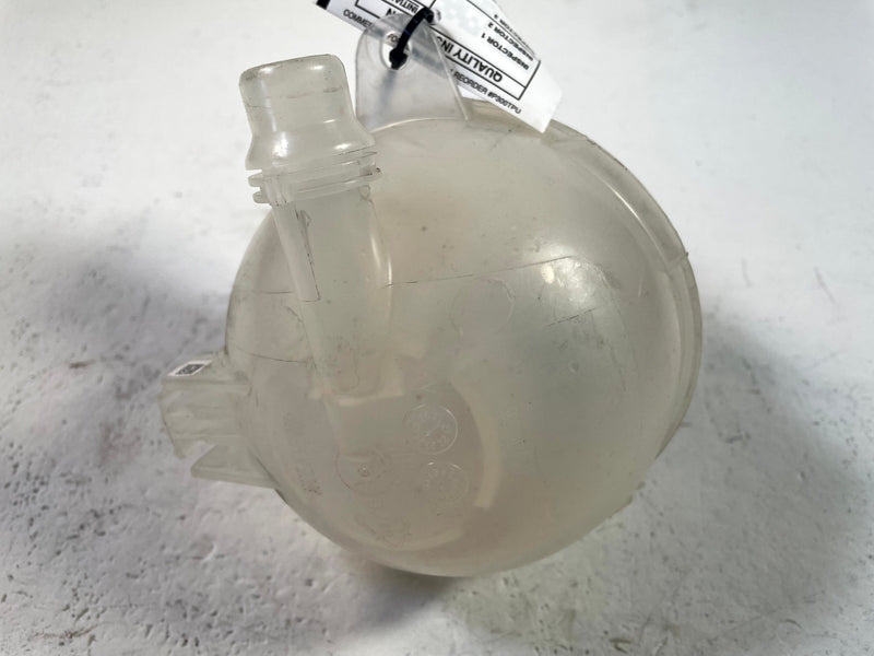 Load image into Gallery viewer, 2024-2026 HONDA PROLOGUE COOLANT EXPANSION OVERFLOW RESERVOIR TANK # 114244
