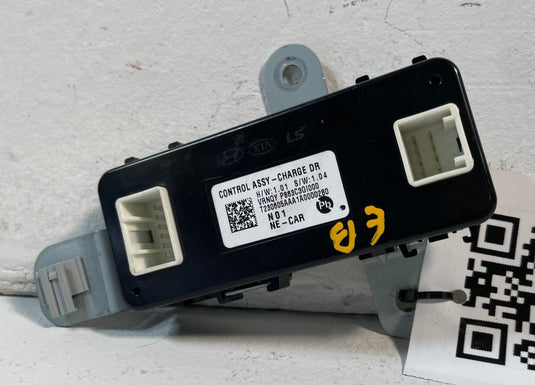 2022-2024 HYUNDAI IONIQ 5 CHARGER DOOR CONTROL MODULE UNIT 863C3-GI000