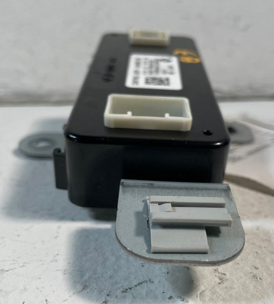 2022-2024 HYUNDAI IONIQ 5 CHARGER DOOR CONTROL MODULE UNIT 863C3-GI000