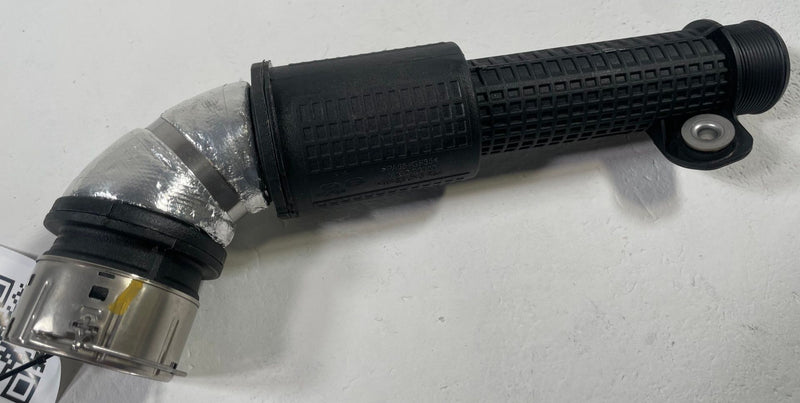 Load image into Gallery viewer, 21-25 HYUNDAI SANTA FE TURBOCHARGER INTERCOOLER INLET TUBE HOSE PIPE 2.5L 112803
