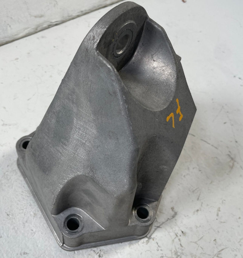 Load image into Gallery viewer, 19-26 GENESIS G70 RWD FRONT LEFT DRIVER ENGINE MOTOR MOUNT BRACKET 3.3L # 110059
