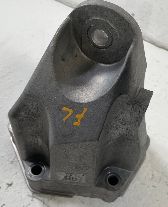 19-26 GENESIS G70 RWD FRONT LEFT DRIVER ENGINE MOTOR MOUNT BRACKET 3.3L