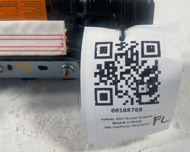Load image into Gallery viewer, 24-26 HYUNDAI SANTA FE FRONT LEFT DRIVER DASH KNEE AIRBAG 80200-R6000 # 108708
