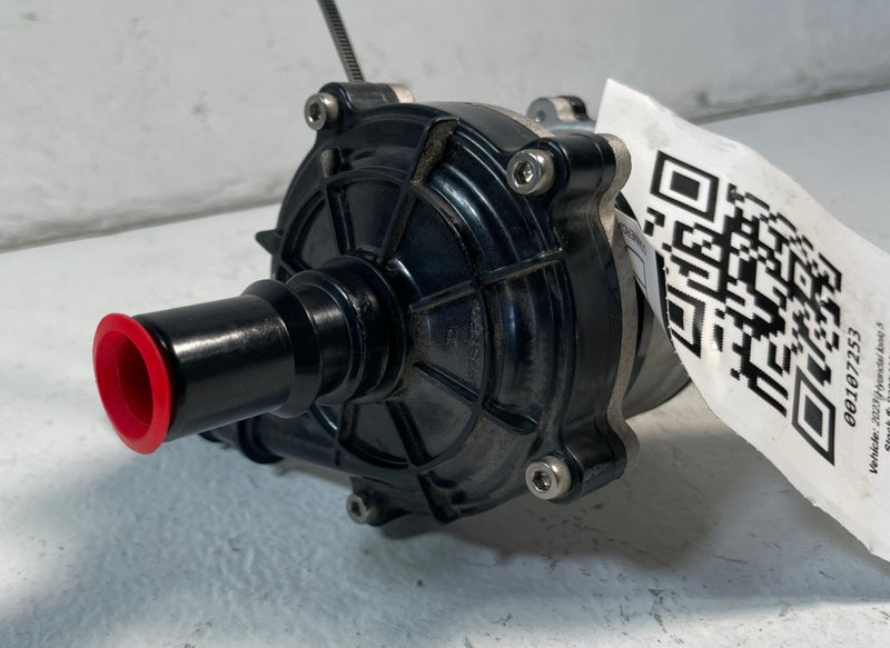Load image into Gallery viewer, 2022 - 2024 HYUNDAI IONIQ 5 ELECTRIC COOLANT COOLING WATER PUMP # 107253
