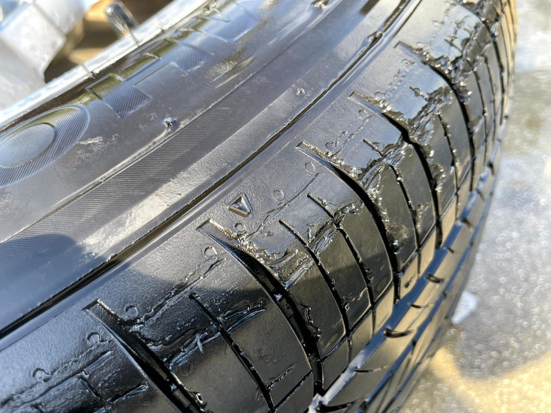 Load image into Gallery viewer, HYUNDAI TUCSON 17x7 5 SPOKE ALLOY WHEEL RIM W/TIRE (ONLY#1) 2022-2024 # 107404
