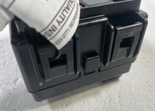 24-26 HYUNDAI SANTA FE FRONT COMPARTMENT JUNCTION FUSE RELAY BOX UNIT