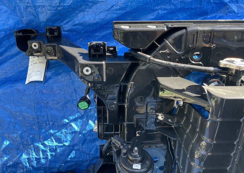 Load image into Gallery viewer, HYUNDAI PALISADE RADIATOR CORE SUPPORT W/COOLING ASSEMBLY 3.8L 2020-2022 #109495
