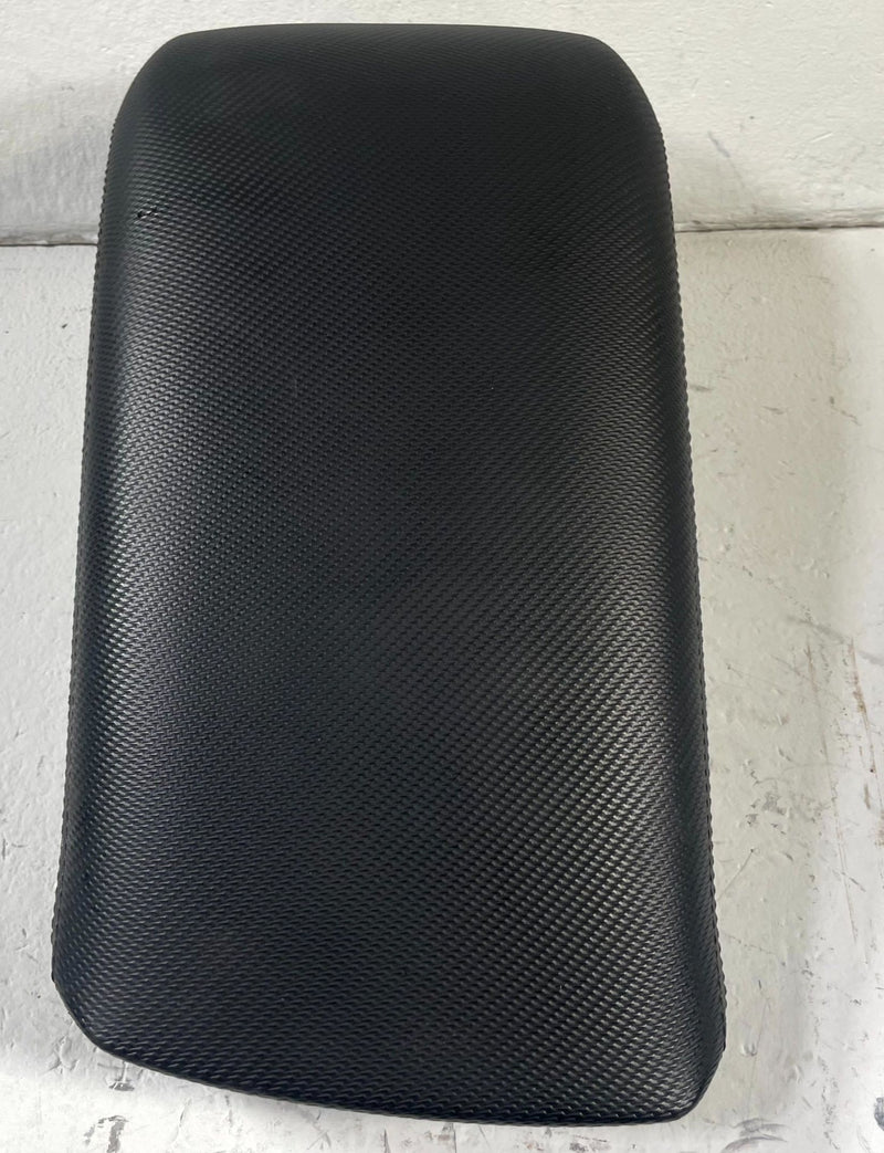 Load image into Gallery viewer, 2025 - 2026 CHEVROLET CENTER CONSOLE ARMREST ARM REST LID COVER BLACK # 111365
