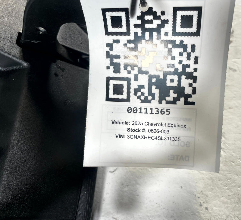 Load image into Gallery viewer, 2025 - 2026 CHEVROLET CENTER CONSOLE ARMREST ARM REST LID COVER BLACK # 111365
