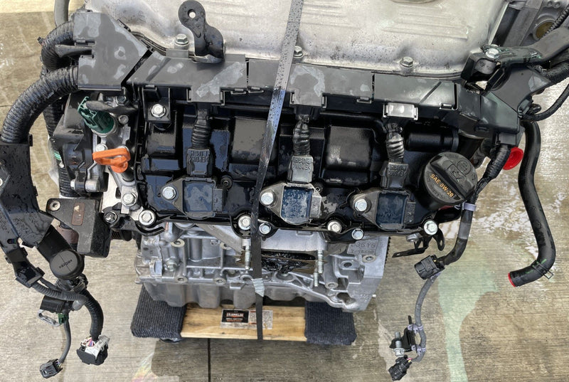 Load image into Gallery viewer, ACURA MDX FWD ENGINE MOTOR ASSEMBLY AUTOMATIC 3.5L 69K MILES 2022-2025 # 111941
