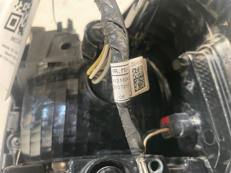 Load image into Gallery viewer, 2020-2026 JEEP GLADIATOR REAR LEFT DRIVER SIDE TAILLIGHT LAMP 68336577AF #114180
