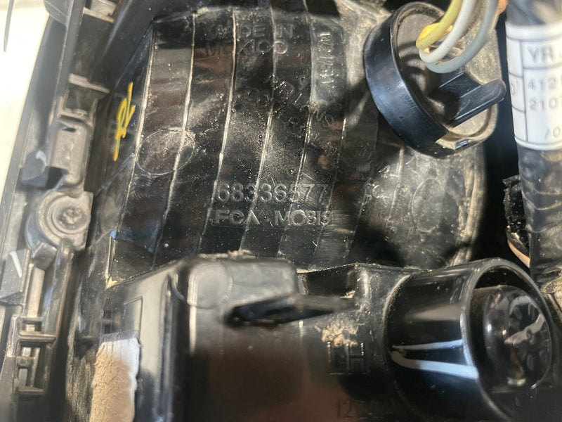 Load image into Gallery viewer, 2020-2026 JEEP GLADIATOR REAR LEFT DRIVER SIDE TAILLIGHT LAMP 68336577AF #114180
