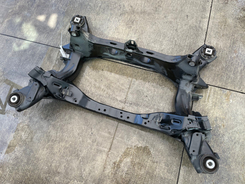 Load image into Gallery viewer, 2022 - 2023 ACURA MDX FWD REAR SUSPENSION SUBFRAME CROSSMEMBER CRADLE # 111947

