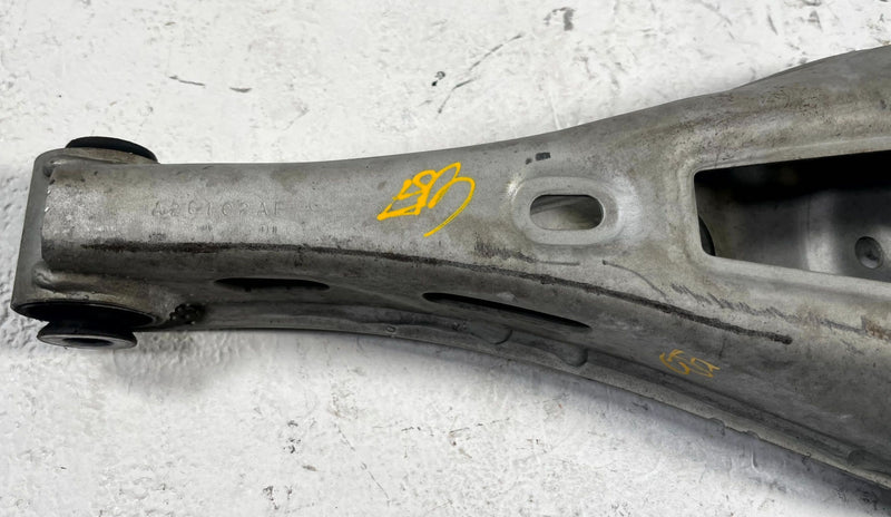 Load image into Gallery viewer, 21-26 CHEVROLET EQUINOX REAR RIGHT SIDE LOWER CONTROL ARM SPRING PERCH 111358
