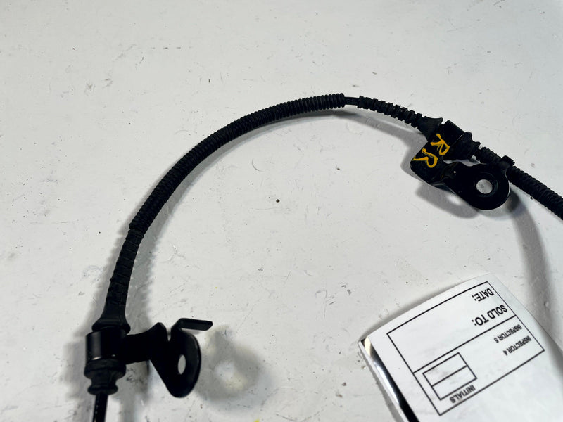Load image into Gallery viewer, 24-26 HONDA PROLOGUE REAR RIGHT PASSENGER SIDE WHEEL SPEED ABS SENSOR # 114218
