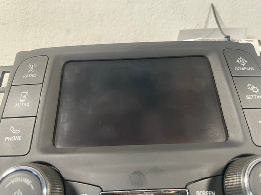 21-22 JEEP GLADIATOR MULTIMEDIA RADIO RECEIVER 5" DISPLAY W/O SATELLITE