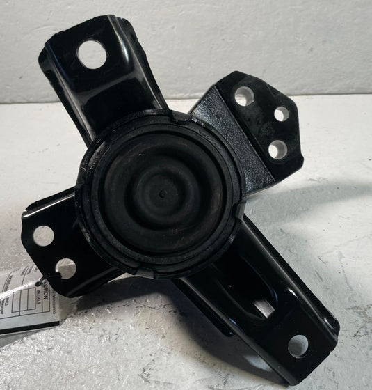 2020-2025 HYUNDAI PALISADE FRONT RIGHT SIDE ENGINE MOUNT SUPPORT BRACKET