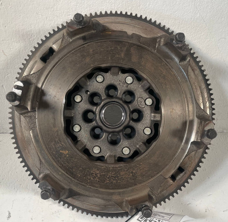 Load image into Gallery viewer, 2020-2024 JEEP GLADIATOR DUAL-MASS ENGINE MOTOR FLYWHEEL 3.6L 68273846AC #114162
